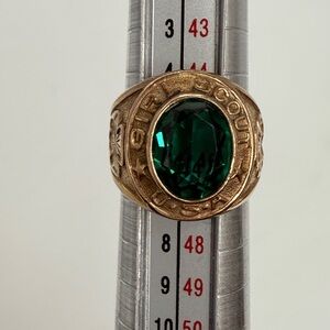 GIRL SCOUTS Vintage, Trefoil, 10K G.F. RING,Faceted Green Stone SZ 5